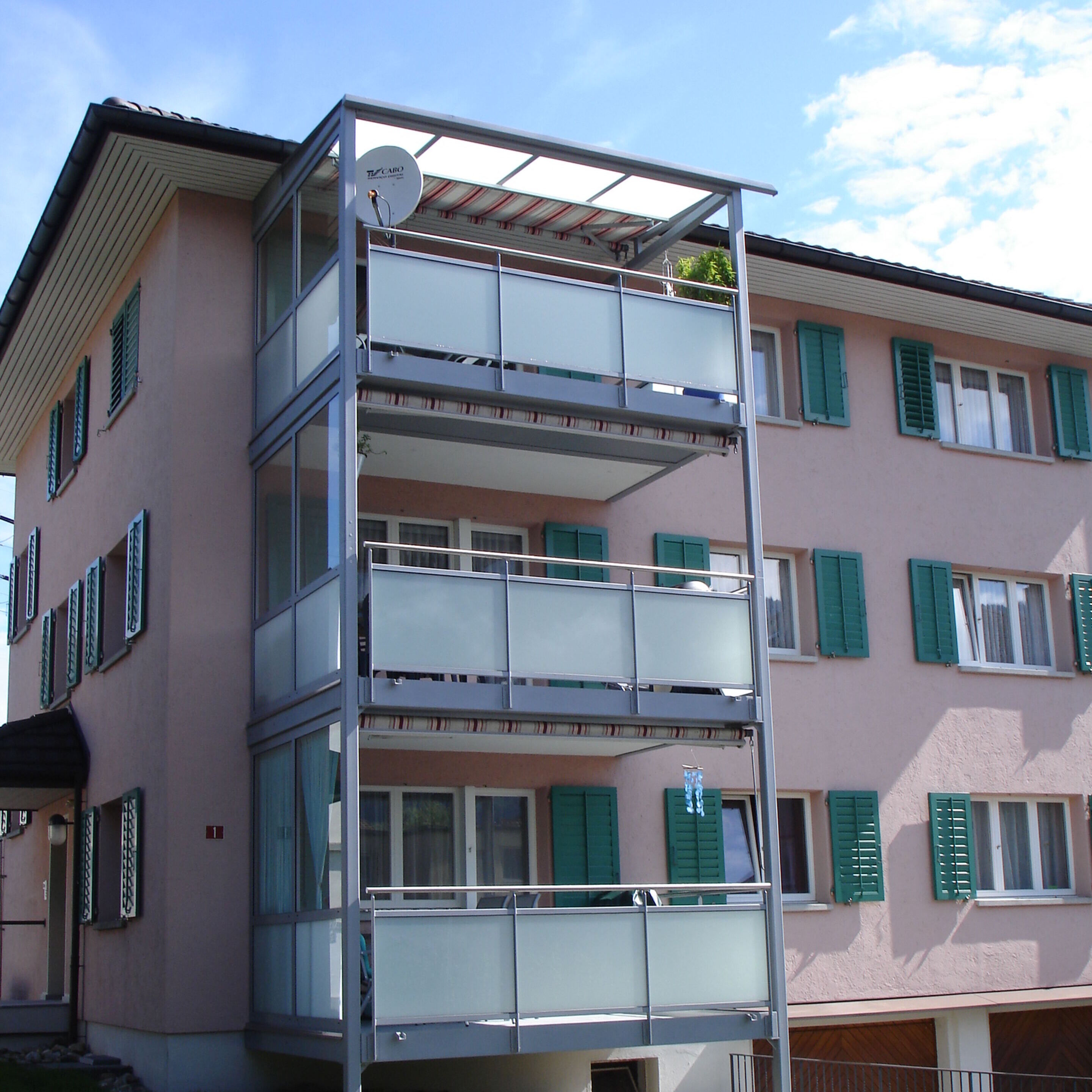 MFH Säntisstrasse 1