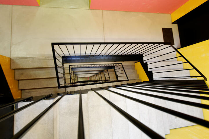 Überbauung James Eckhaus, Flüelastrasse